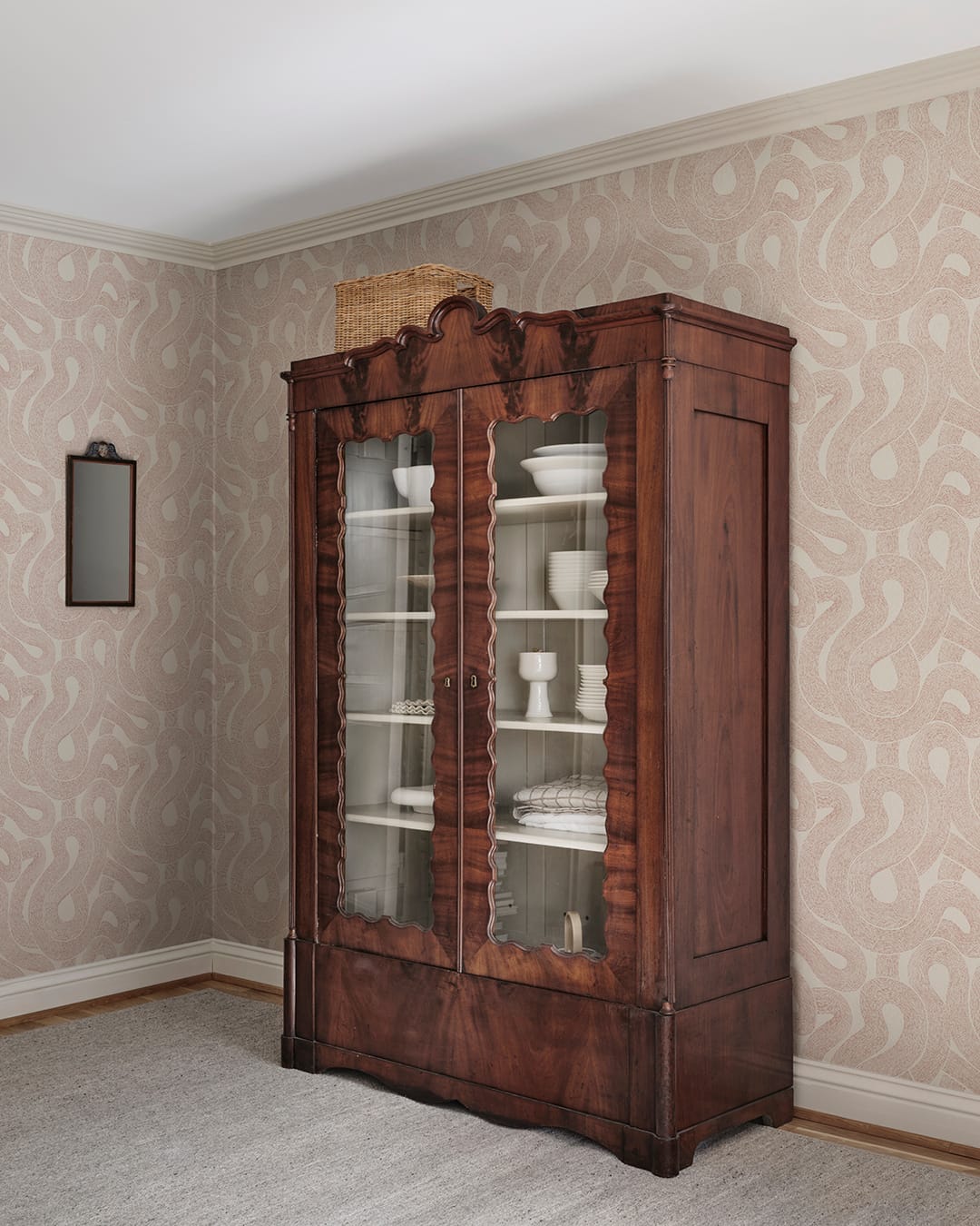 S10329_Zen_terracotta_Sandberg-wallpaper_interior2_i