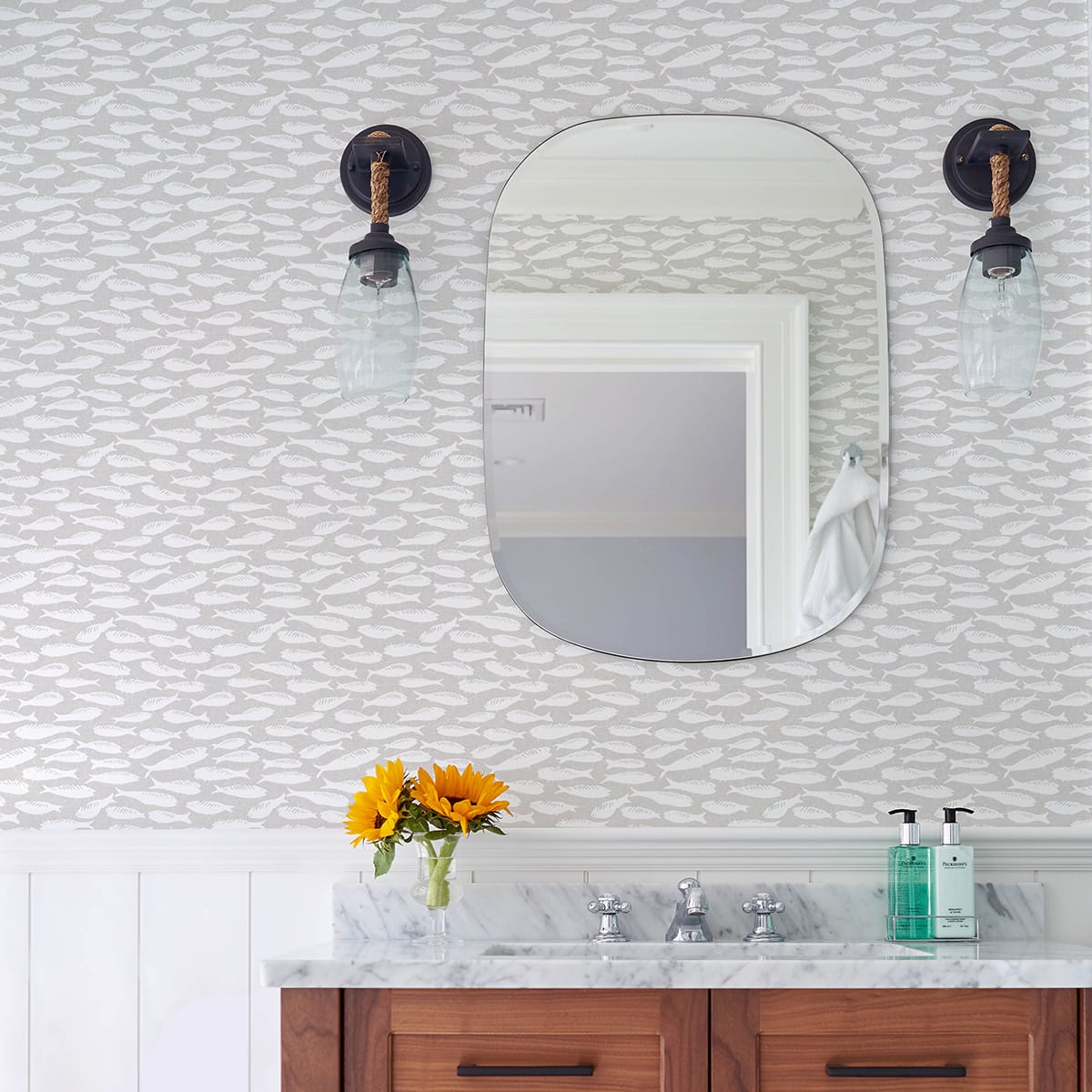 0056628_nunkie-light-grey-sardine-wallpaper