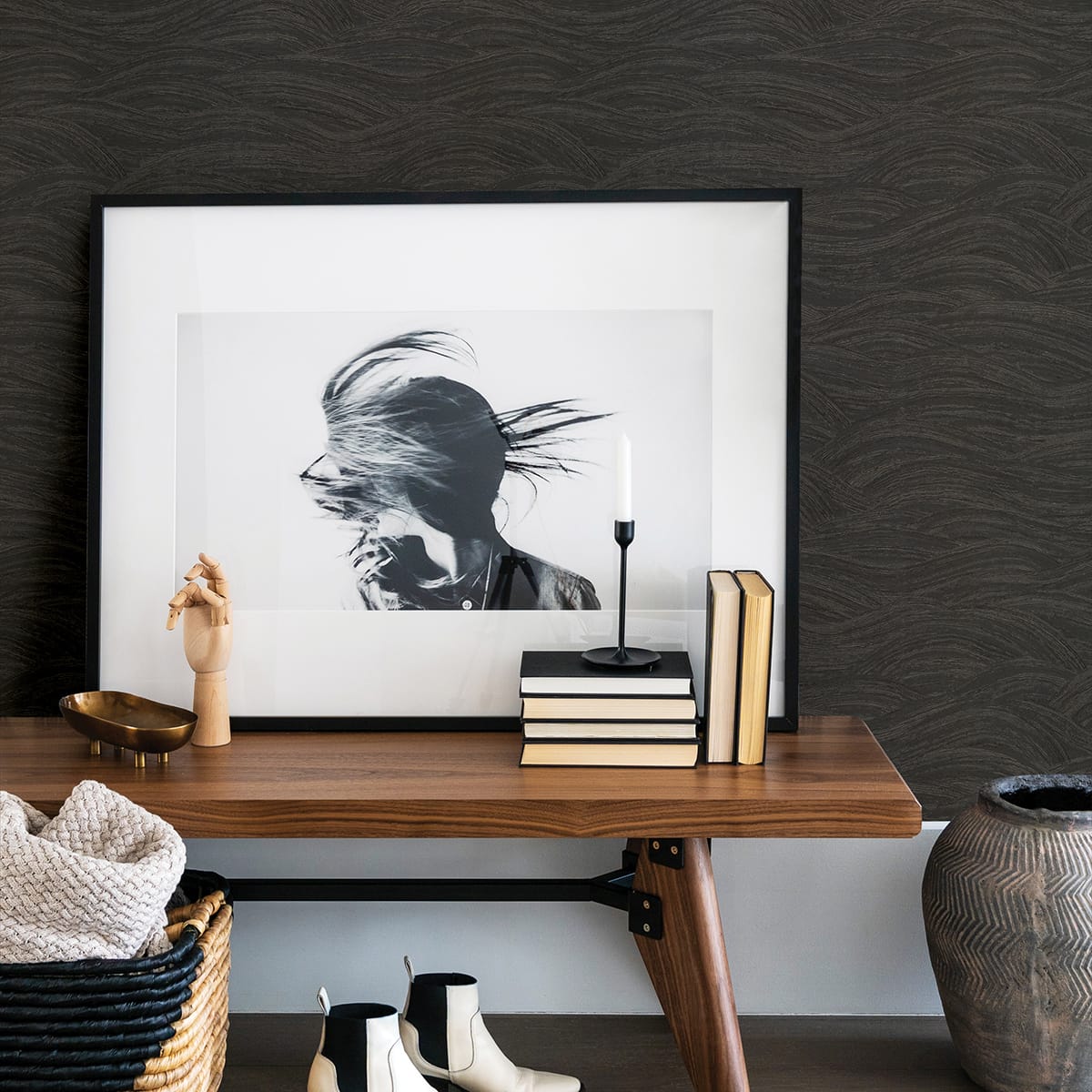 0057104_leith-black-zen-waves-wallpaper